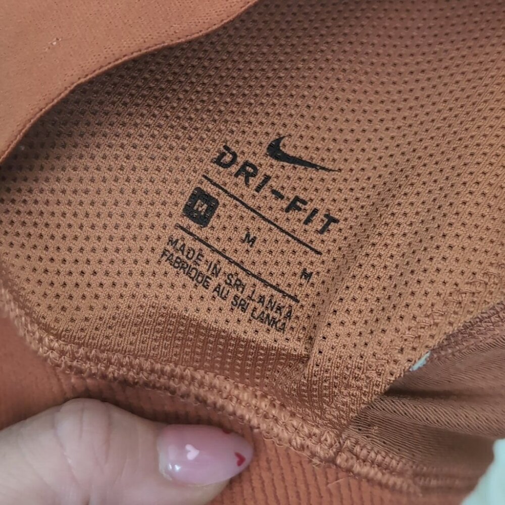 Nike Orange Sports Bra with High Neckline and Cutout Design - Picture 7 of 7